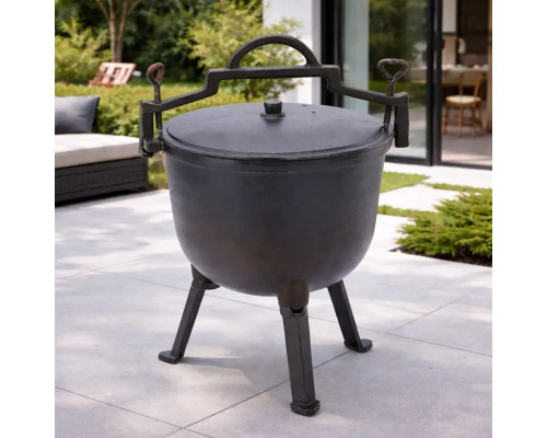 Туристичний чавунний казан 8 л Garden Line на 3 ніжках з кришкою та ручкою для перенесення (Польща